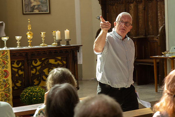 Kirchenführung mit Dirk Hünting zum Heimattag in Werth