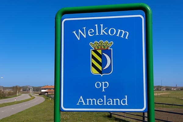 Schild "Welkom op Ameland"
